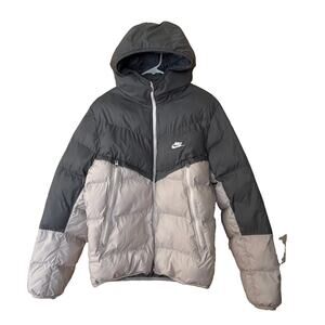 Nike Sportswear Storm-Fit Parka Primaloft Jacket Windrunner Men's Small